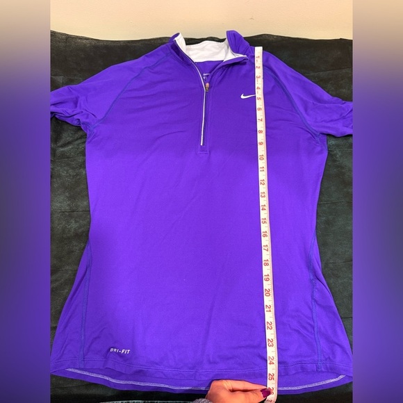 🔥Nike Purple Long Sleeve Athletic pullover 🔥 - Picture 4 of 6